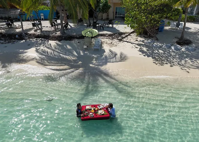 Crown Beach Villas -Private Beach