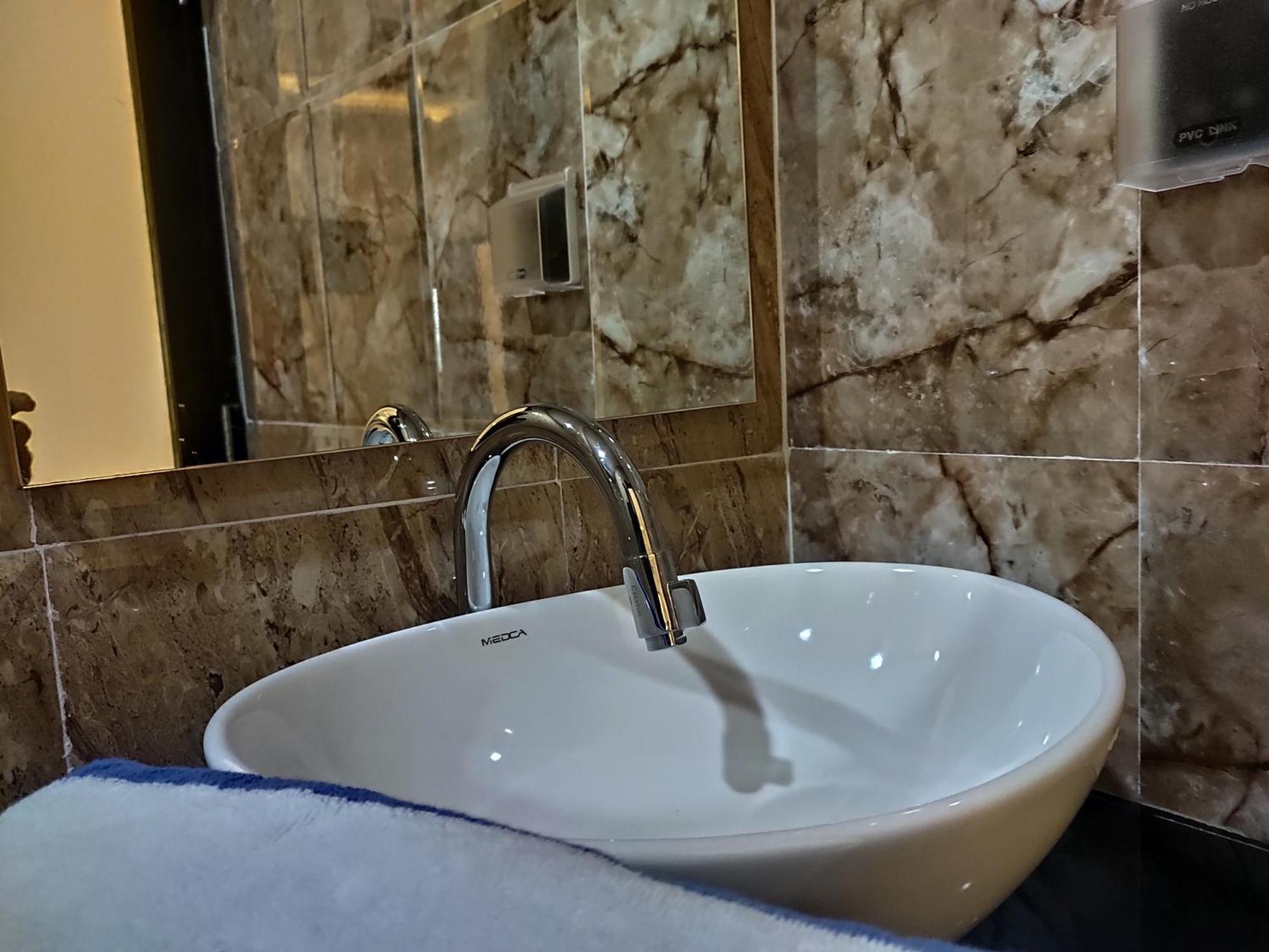 بيت ضيافة Crown -private
